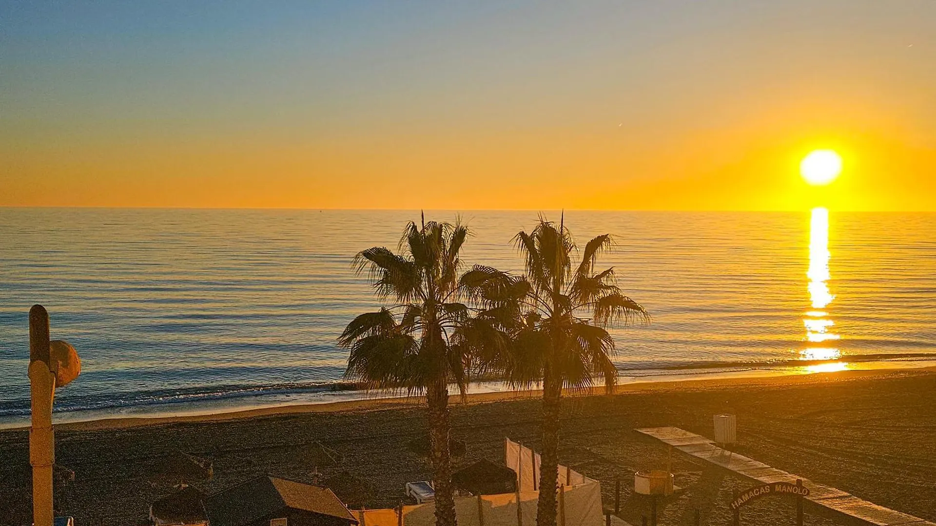 Laguna Beach Pool - Alojamientos La Torre Torrox Spain
